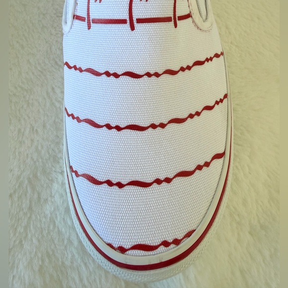 In-N-Out Burger "Drink Cup" Red and White Slip-On Canvas Sneakers - Men Size 8 - Picture 4 of 16